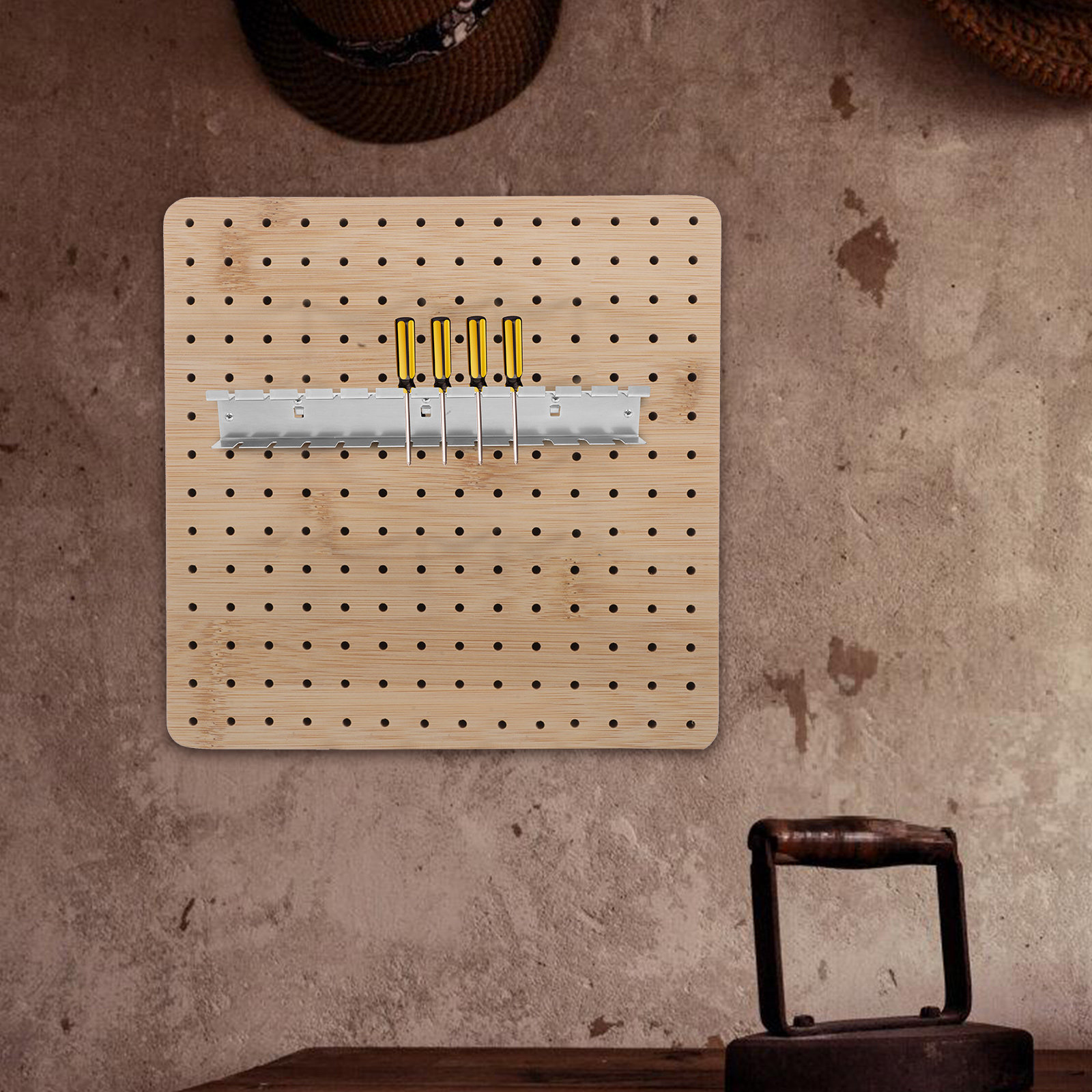 Heavy Duty Screwdriver Holder  - đánh giá và giá Workshop Tools Wall